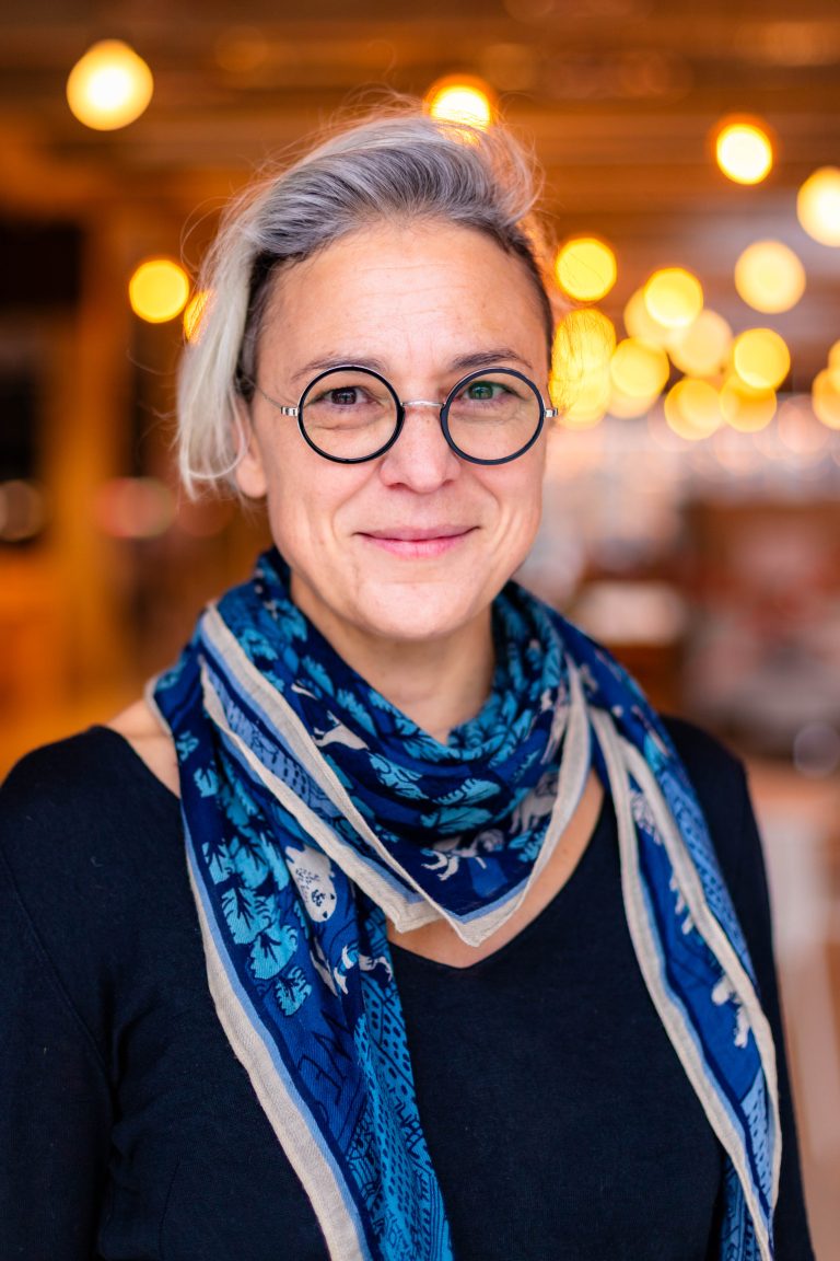 MAUD DAMPÉRAT: Cultiver les idées, accompagner les innovations